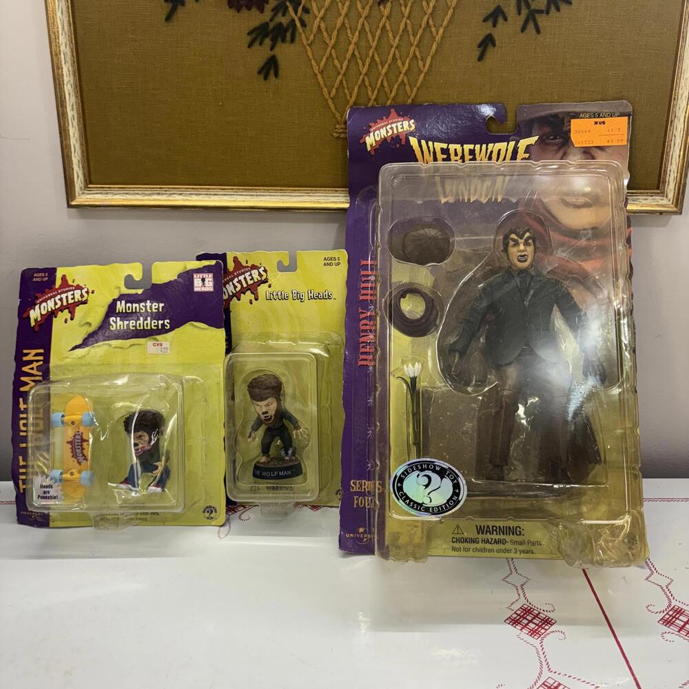 Bundle of 3 NOS 90s/y2k werewolf toys/collectibles